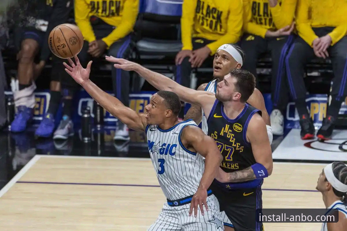 米切尔42分 vs 班凯罗36分：一场对攻大战的直播体验深度解析